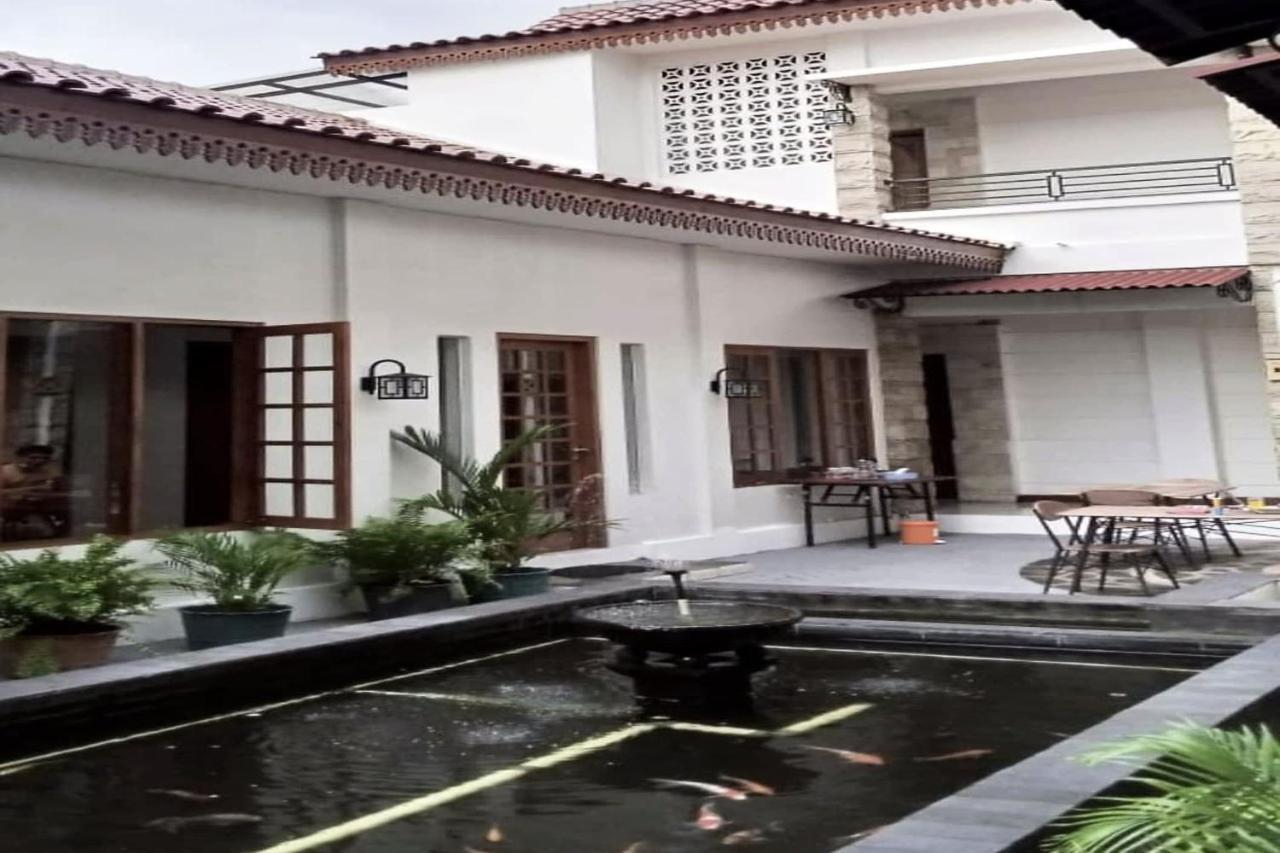 S5 Guest House Jogyakarta Zewnętrze zdjęcie
